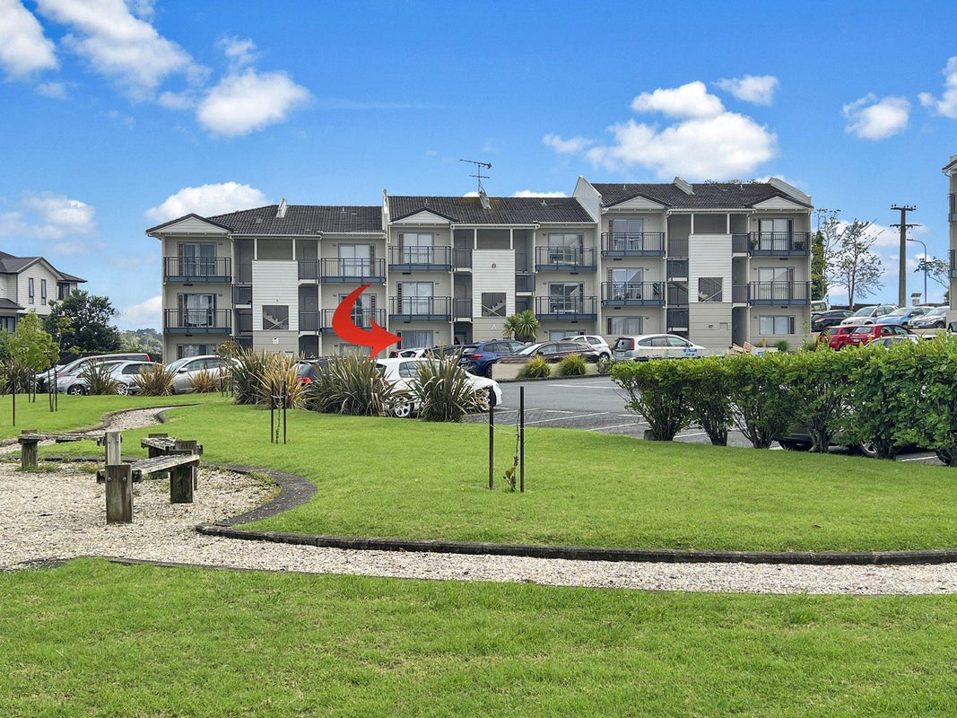 3A/71 Spencer Road, Oteha, Auckland - Carousel 2