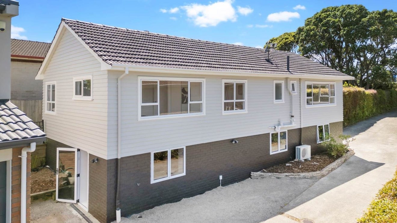 279B Hillsborough Road, Hillsborough, Auckland - Carousel 1