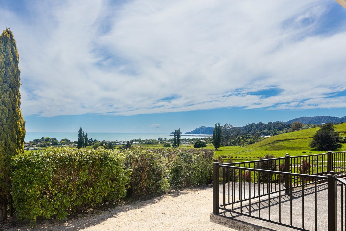35 Carlyle Street, Clifton, Takaka - Carousel 2