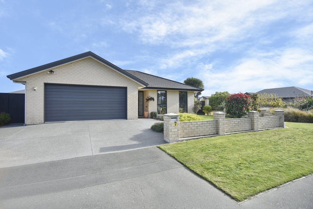 7 Cypress Street, Linwood, Christchurch - Carousel 2
