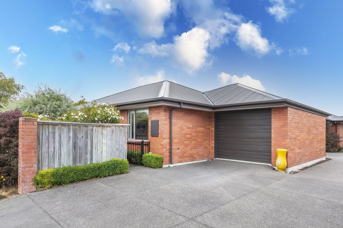 1/11 North Avon Road, Richmond, Christchurch - Carousel 1