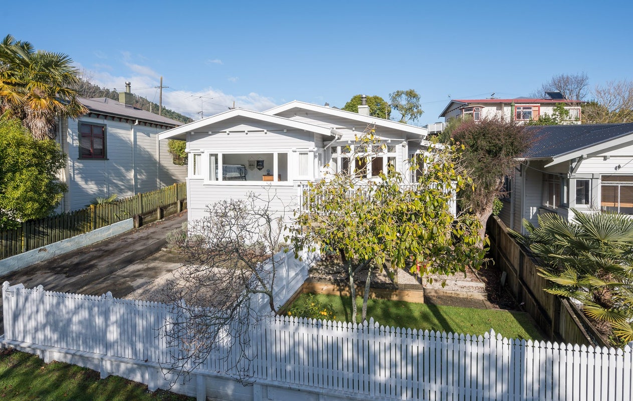 2/26 ALFRED ST, Nelson South, Nelson - Carousel 1