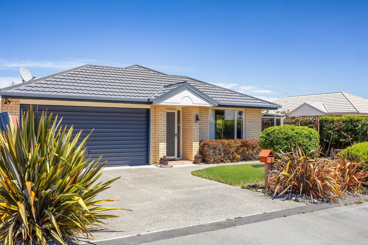 77A Carmen Road, Hei Hei, Christchurch - Carousel 1