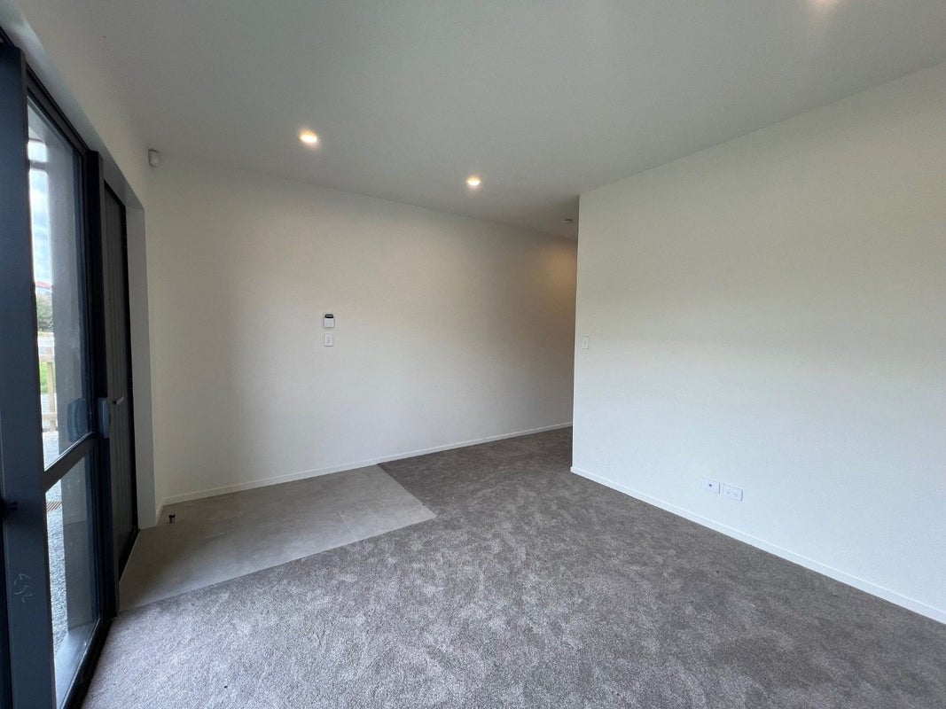 3 Ki Roto Way, Flat Bush, Auckland - Carousel 2