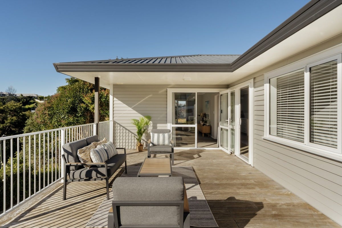 62 Bell Street, Judea, Tauranga - Carousel 2