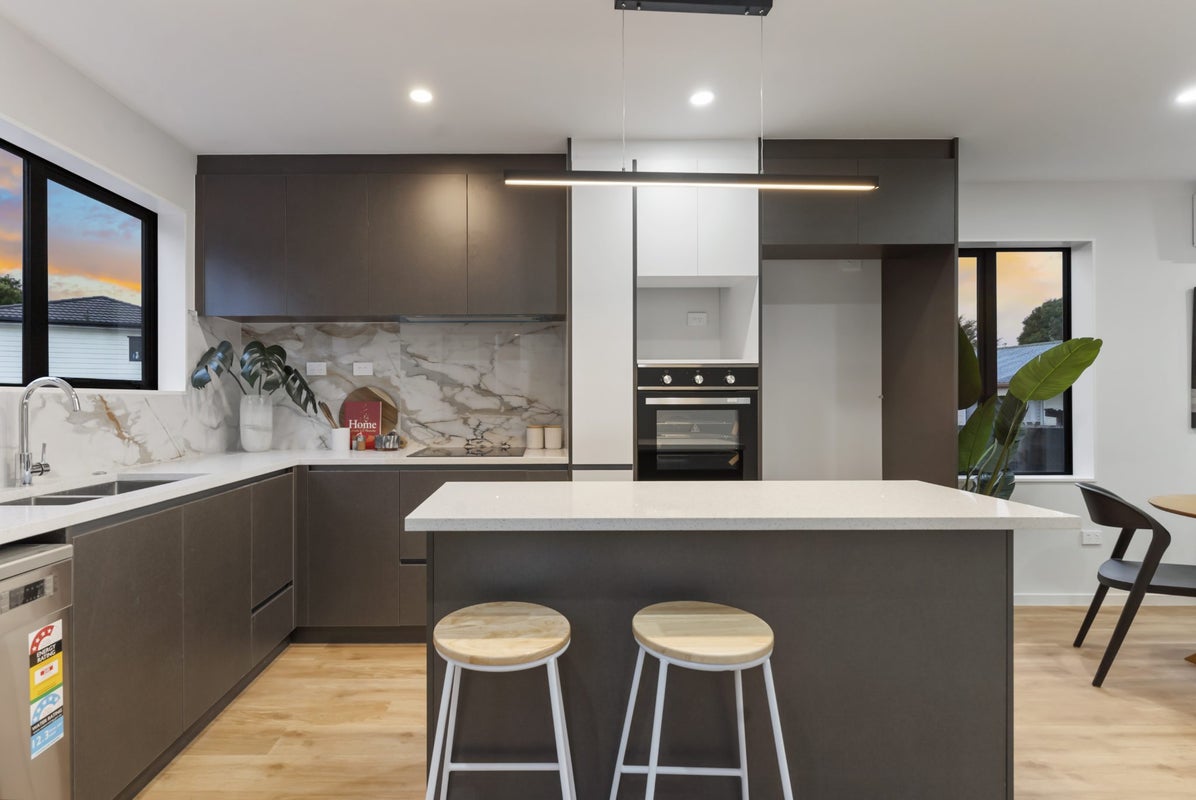 166F Rathgar Road, Henderson, Auckland - Carousel 2