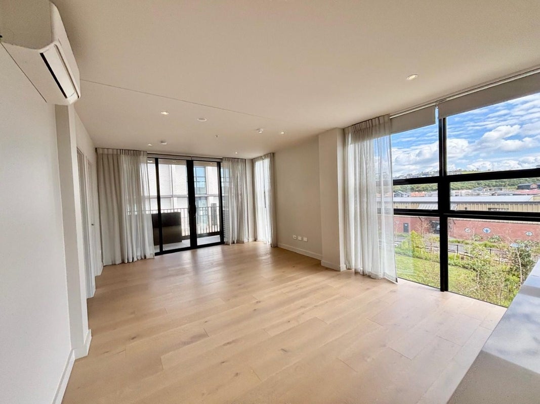 101/23 Pennant Street, Long Bay, Auckland - Carousel 2