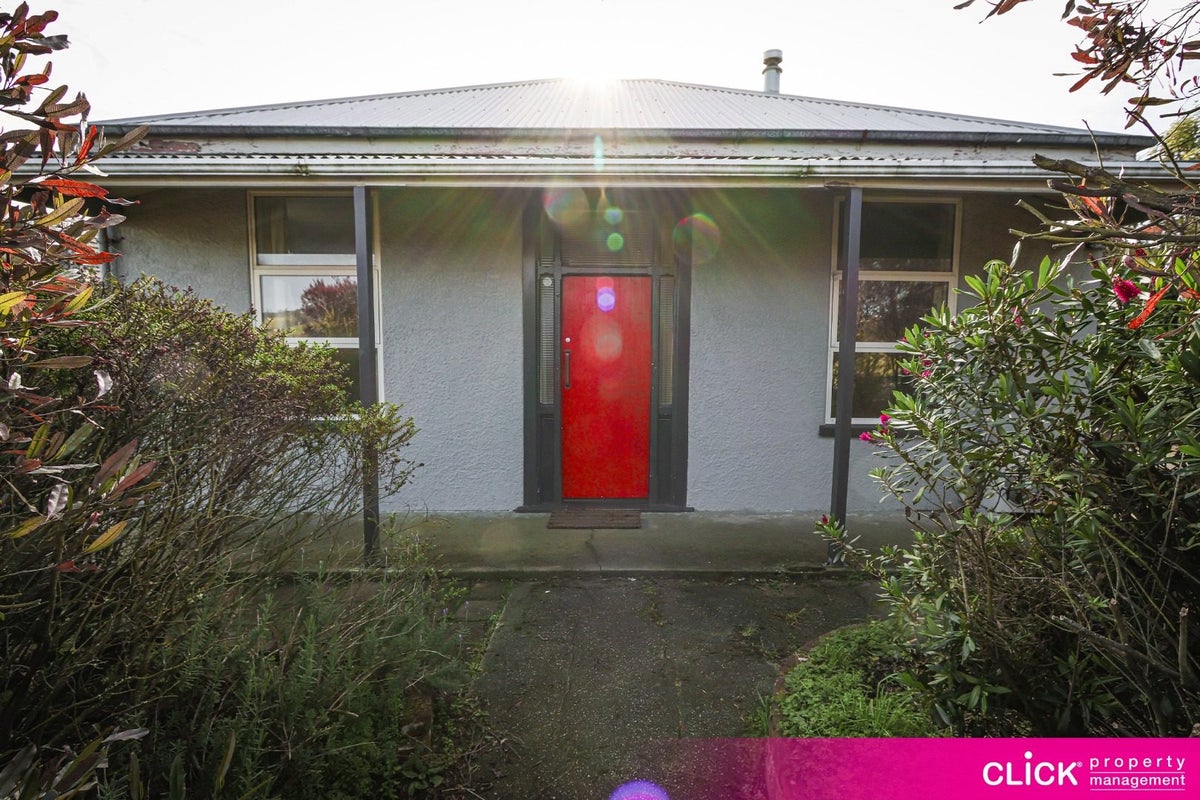 12 Short Street, Burnside, Dunedin - Carousel 1