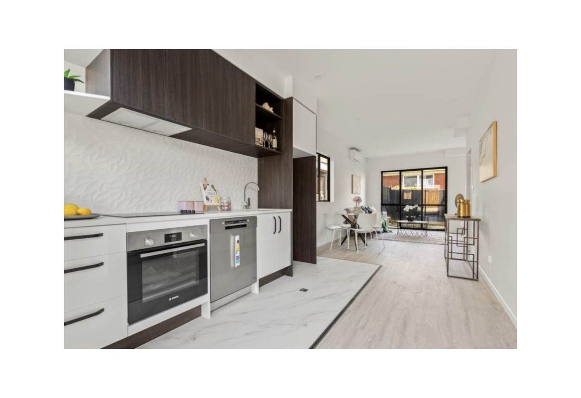 10/86 Elliot Street, Pahurehure, Papakura - Carousel 1