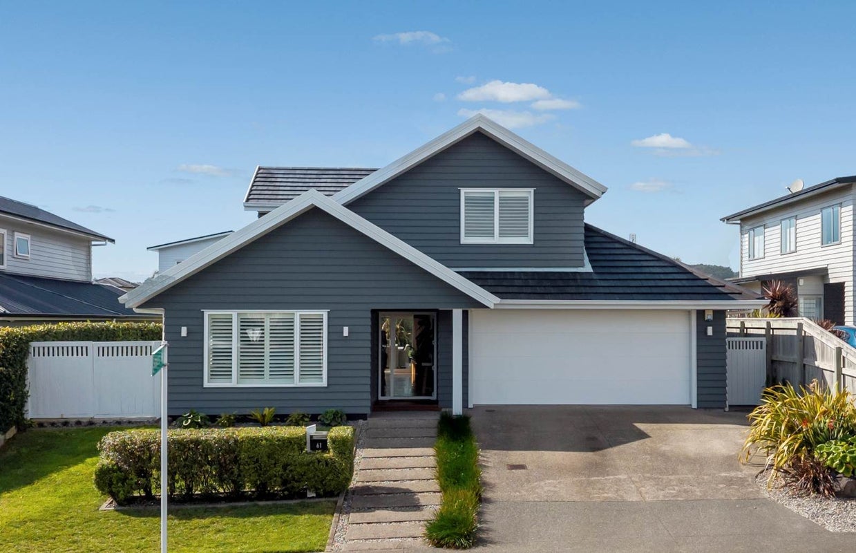 61 Constellation Avenue, Beachlands, Auckland - Carousel 2