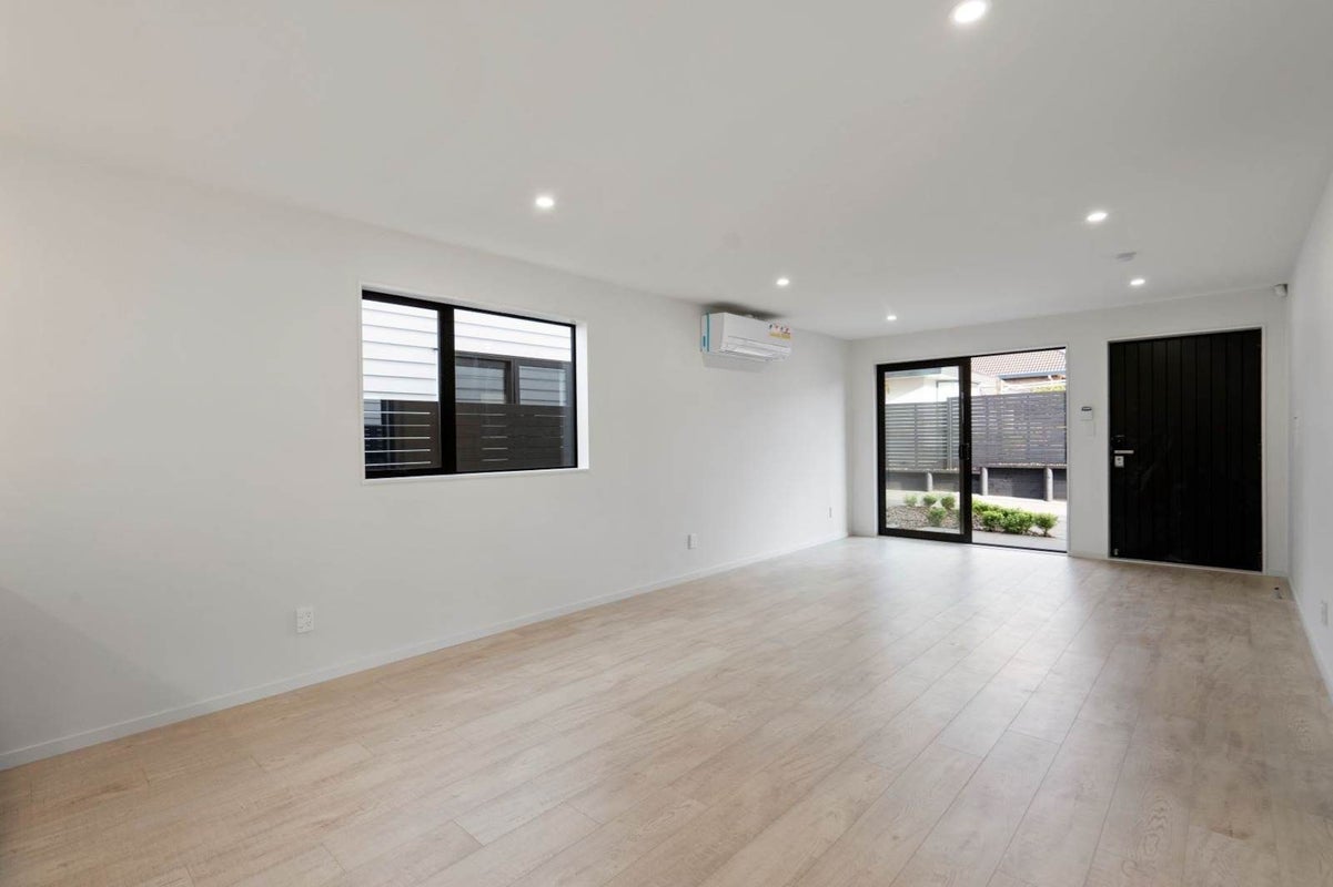 49C Andrew Road, Howick, Auckland - Carousel 2