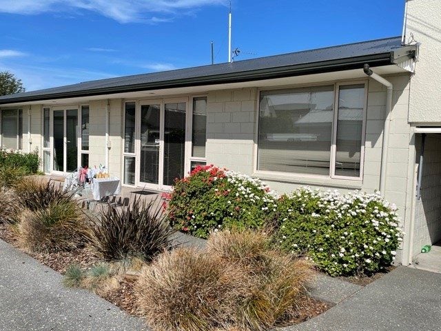 2/46 Abberley Crescent, St Albans, Christchurch - Carousel 1