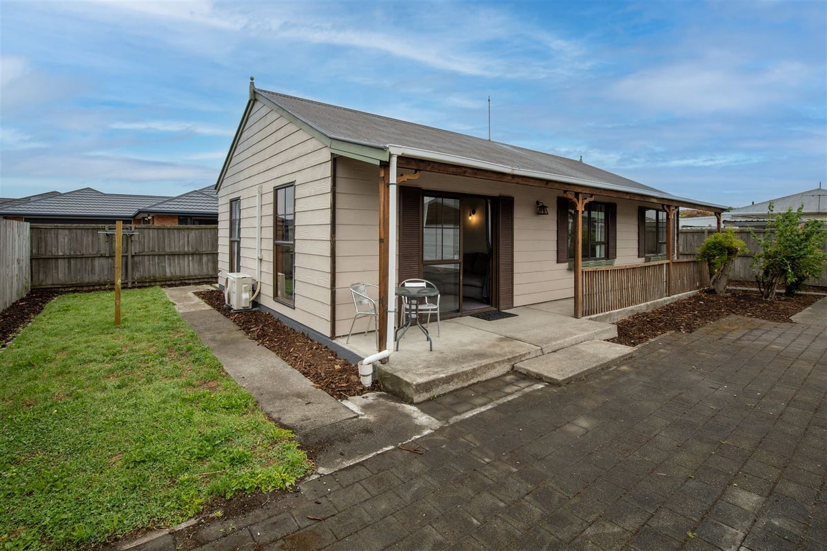 26A Seymour Street, Hornby, Christchurch - Carousel 19