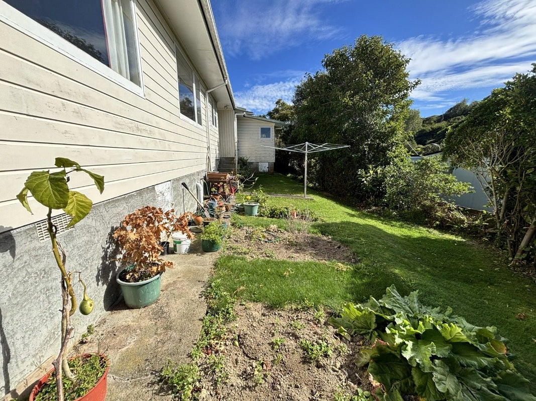 17 The Companionway, Whitby, Porirua - Carousel 19