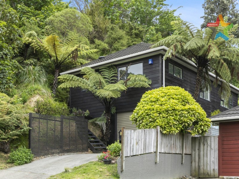 3/4 Dowse Drive, Maungaraki, Lower Hutt - Carousel 1
