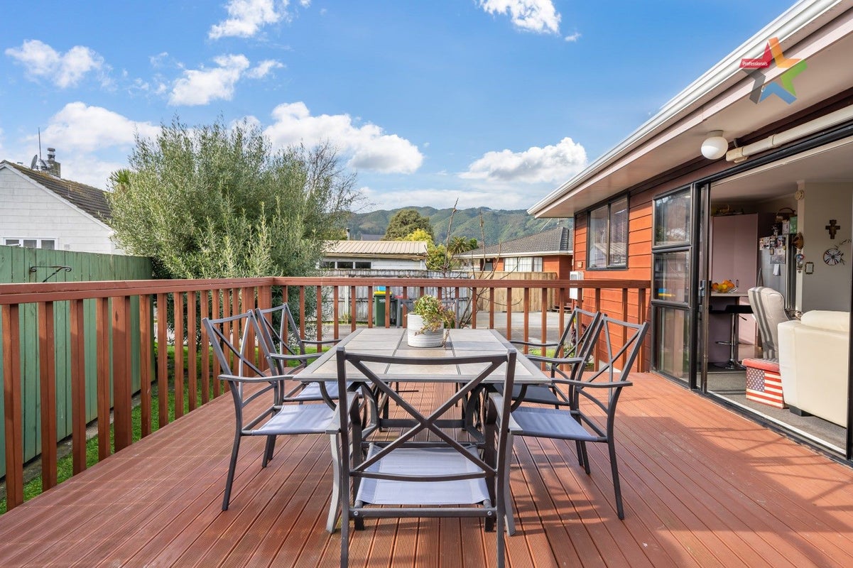 2/8 Hewer Crescent, Naenae, Lower Hutt - Carousel 2