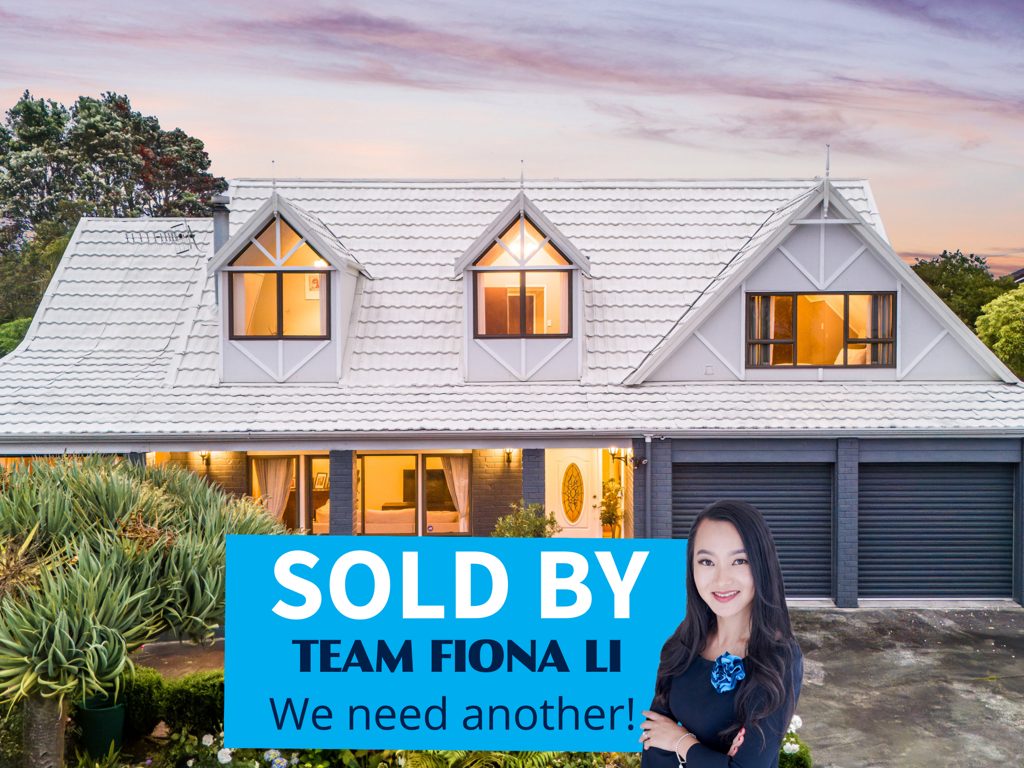 5 Tatyana Place, Massey, Auckland - Carousel 1