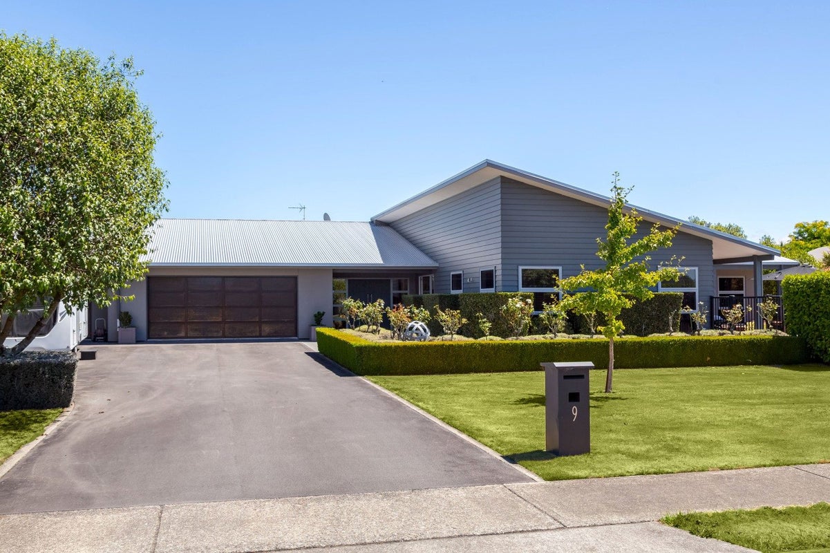 9 William Donald Drive, Solway, Masterton - Carousel 1