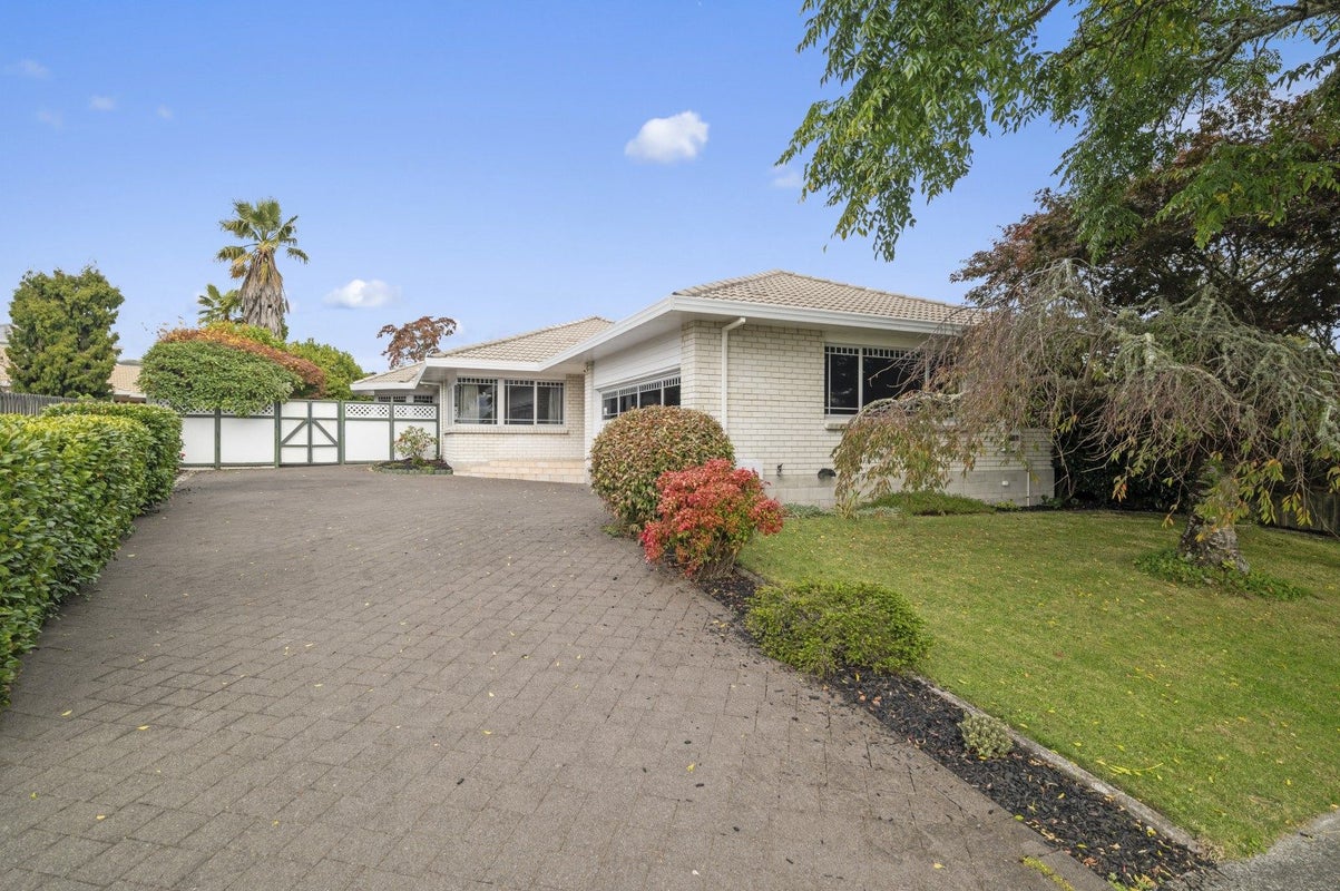 17 Warwick Drive, Lynmore, Rotorua - Carousel 24