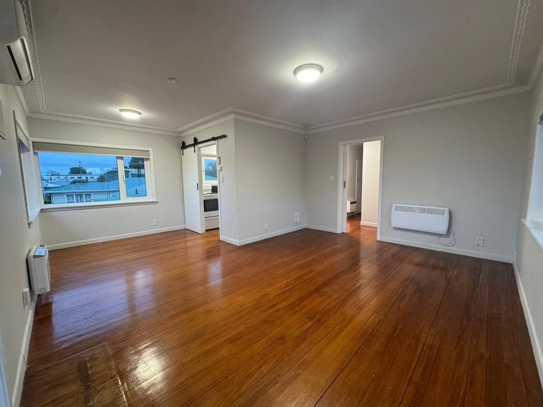 105 Lincoln Road, Henderson, Auckland - Carousel 1