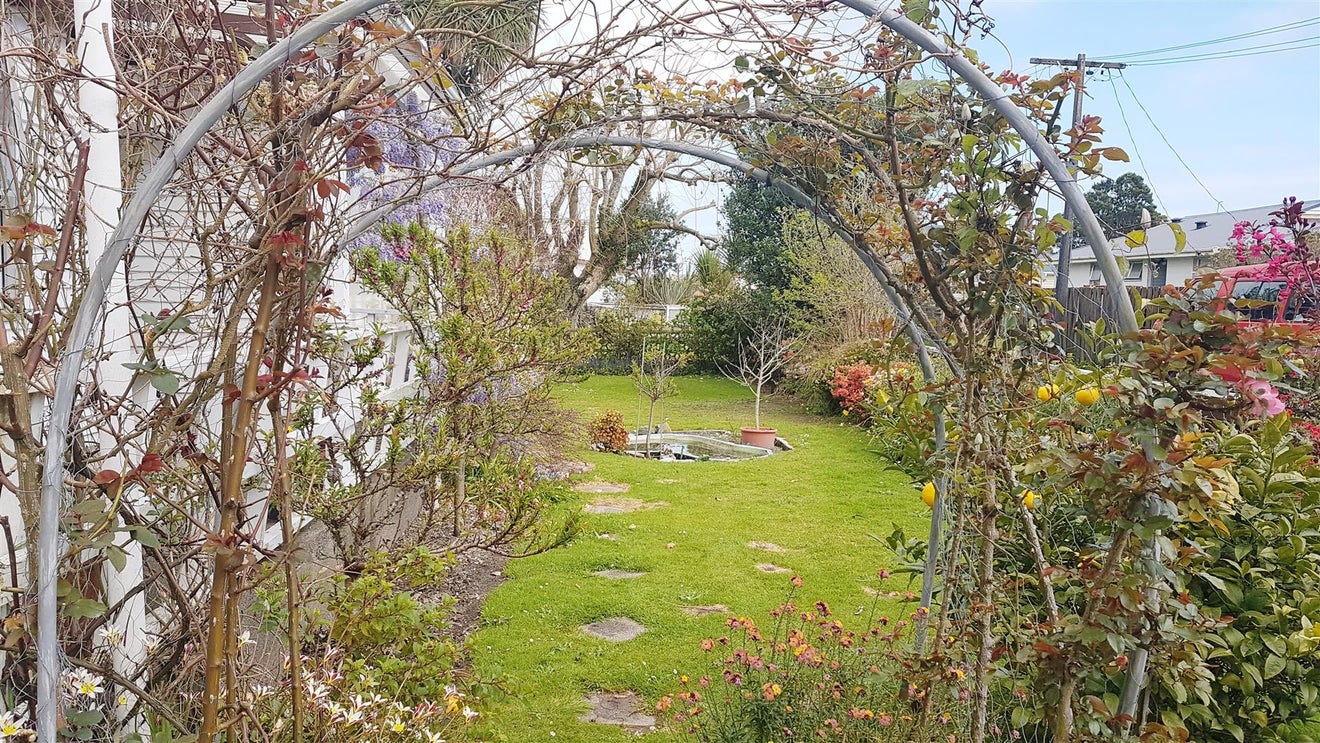 4 McLaughlins Lane, Westport, Westport - Carousel 2