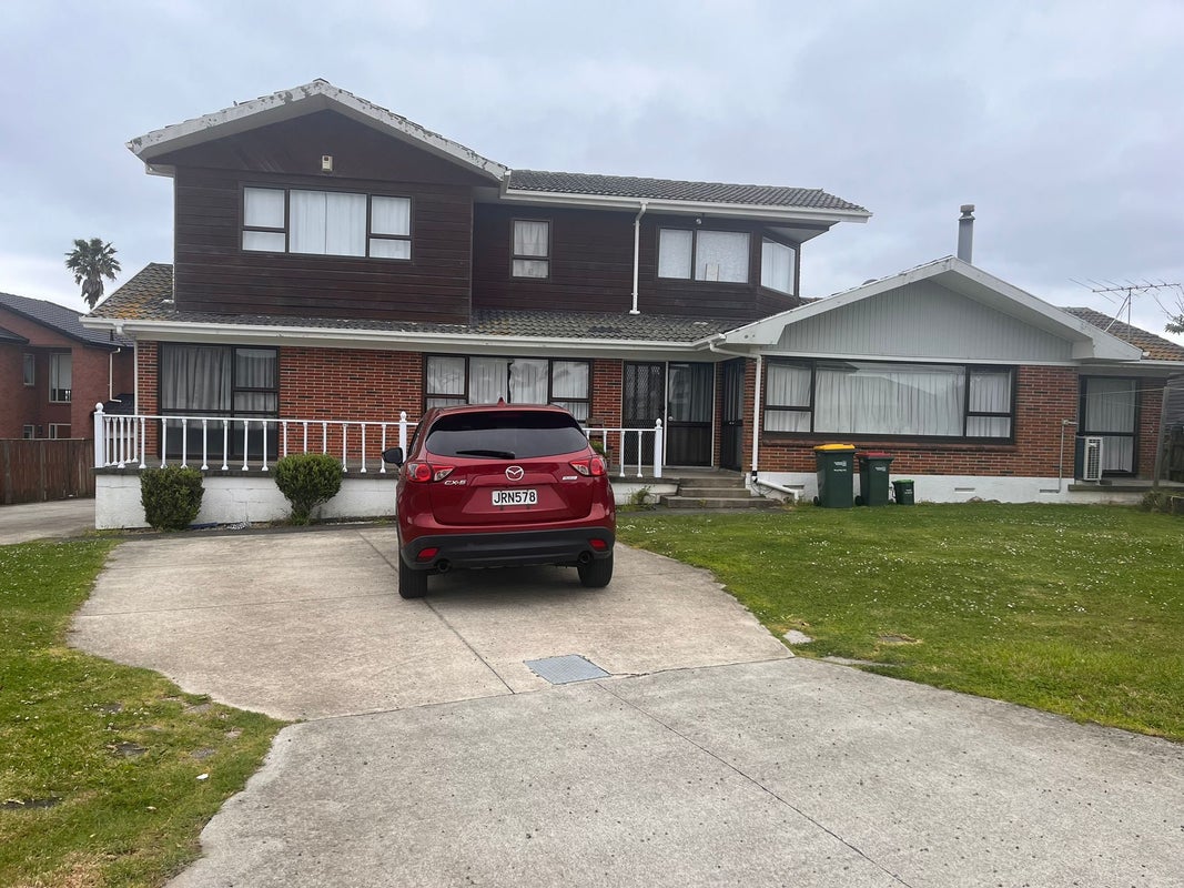 229 Hill Road, The Gardens, Auckland - Carousel 1