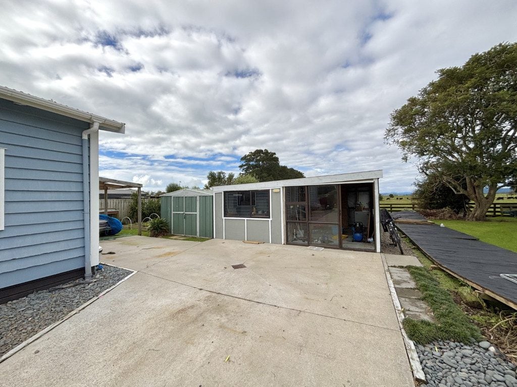 27 East Bank Road, Thornton, Whakatane - Carousel 17