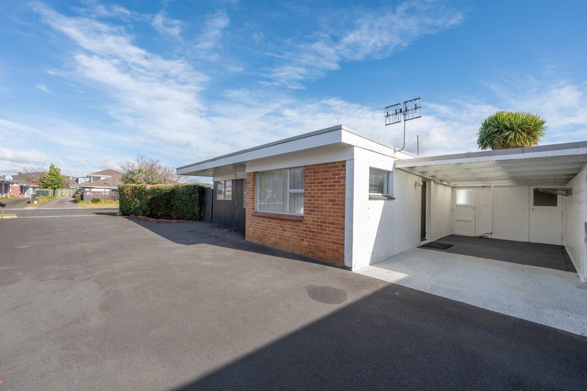 15 Carnot Street, Glenholme, Rotorua - Carousel 1