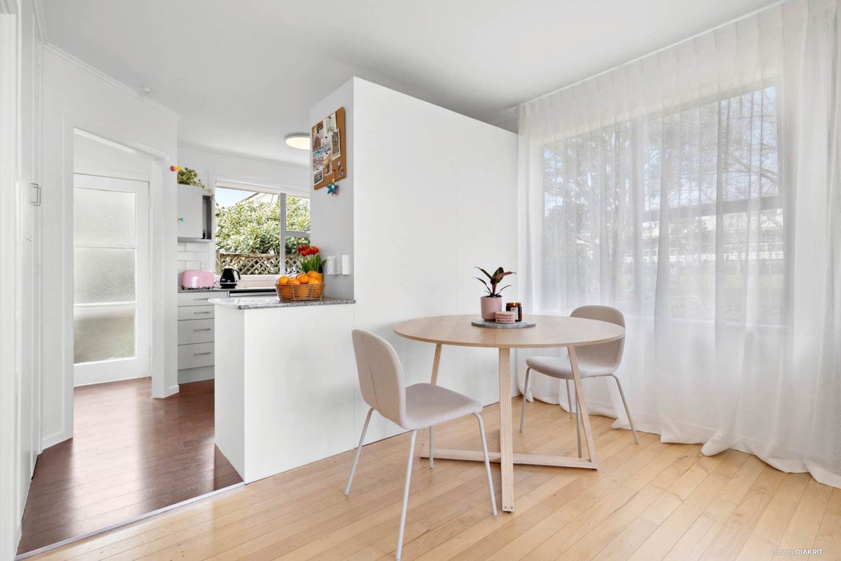 5/1 Fifth Avenue, Mount Albert, Auckland City, Auckland - Carousel 2