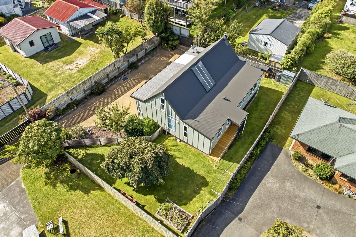 1/206 Tamamutu Street, Taupo, Taupo - Carousel 1
