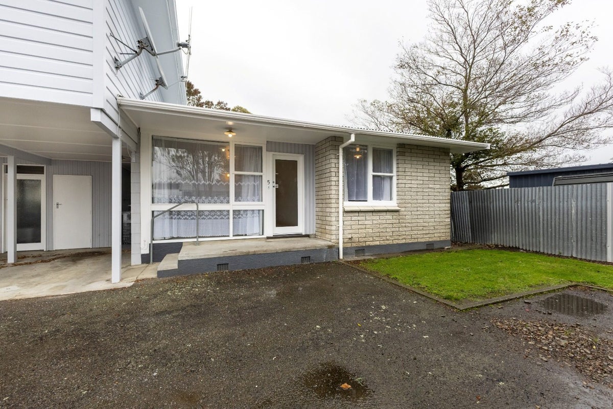 547 Church Street, Terrace End, Palmerston North - Carousel 1