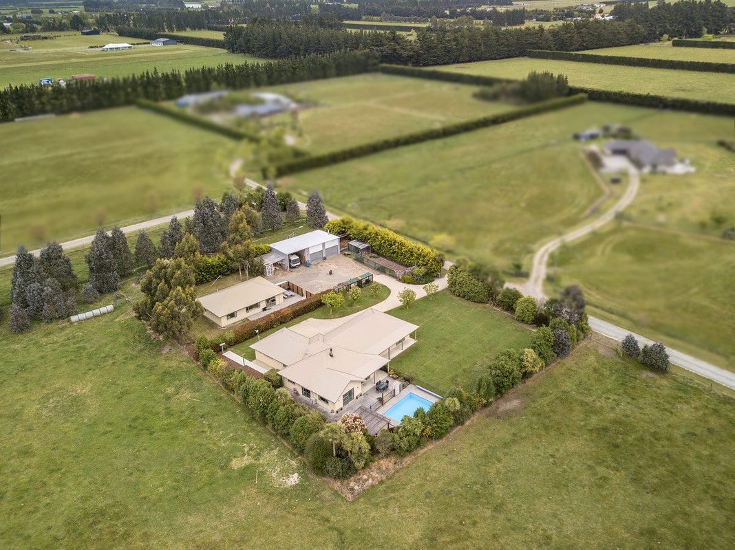 573 Oxford Road, Fernside, Rangiora - Carousel 27