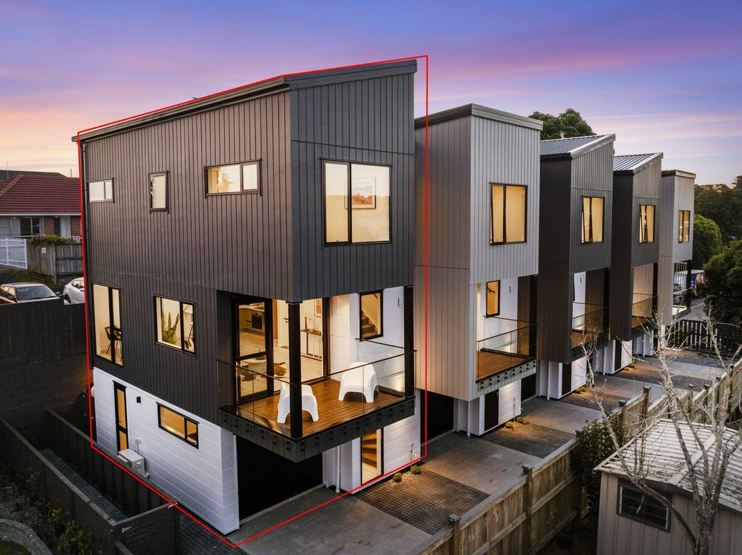 6/10 Boyd Avenue, Royal Oak, Auckland - Carousel 1