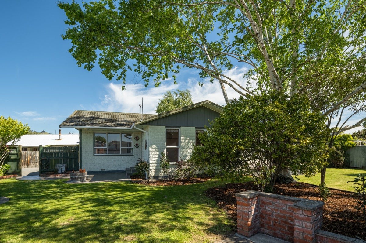 19A Newbourne Crescent, Redwoodtown, Blenheim - Carousel 1