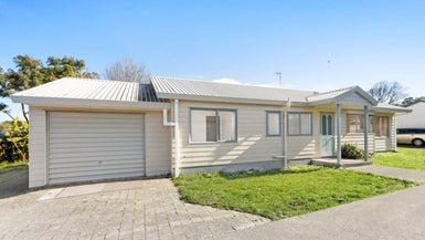 86B Avondale Road, Avondale, Auckland - Carousel 1