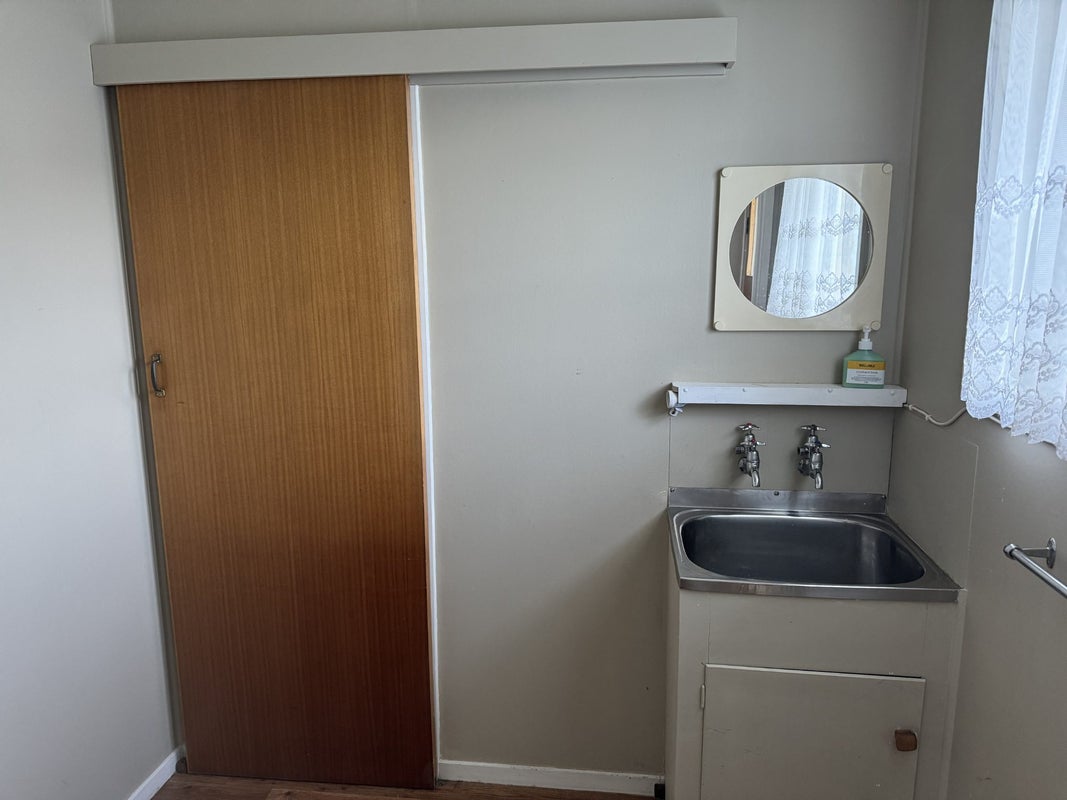 123 Stobo Street, Grasmere, Invercargill - Carousel 10
