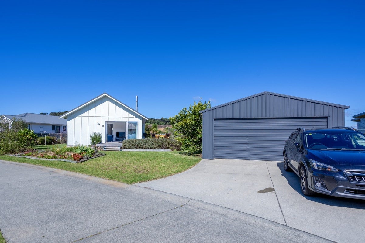 11 Northcoast Place, Mangawhai Heads, Mangawhai - Carousel 2