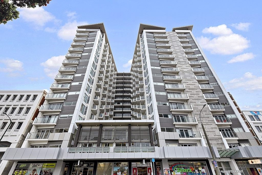 805/74 Taranaki Street, Te Aro, Wellington - Carousel 1