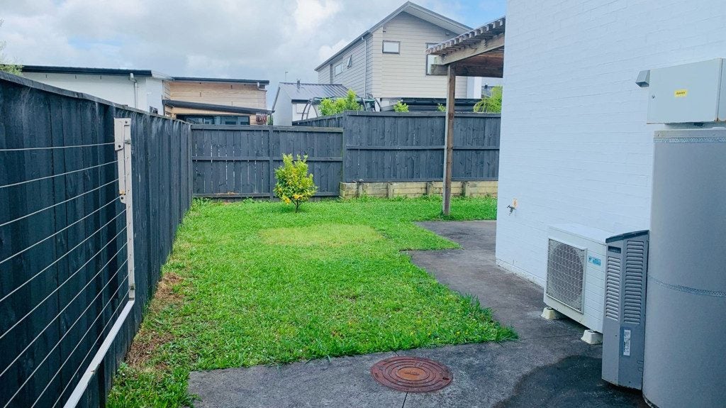 10 Sacred Kingfisher Road, Hobsonville, Auckland - Carousel 19