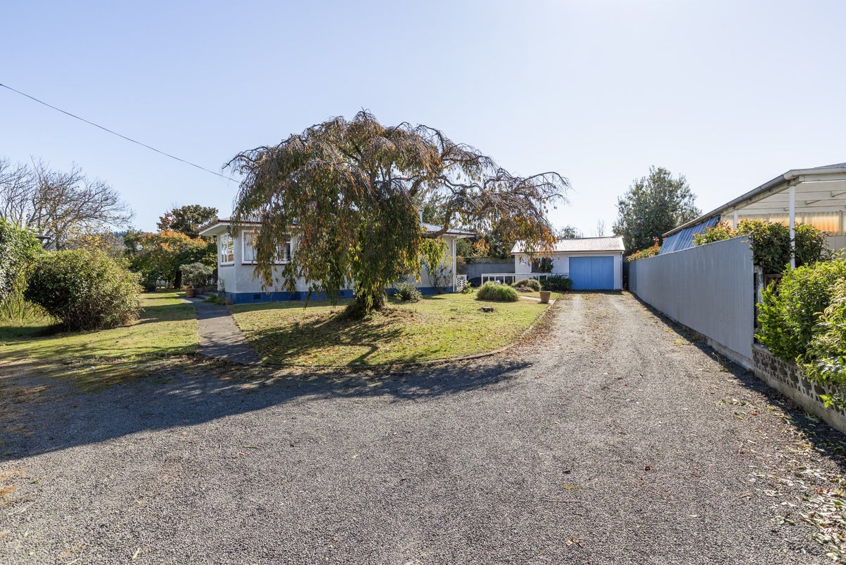 4 Avon Terrace, Taradale, Napier - Carousel 12