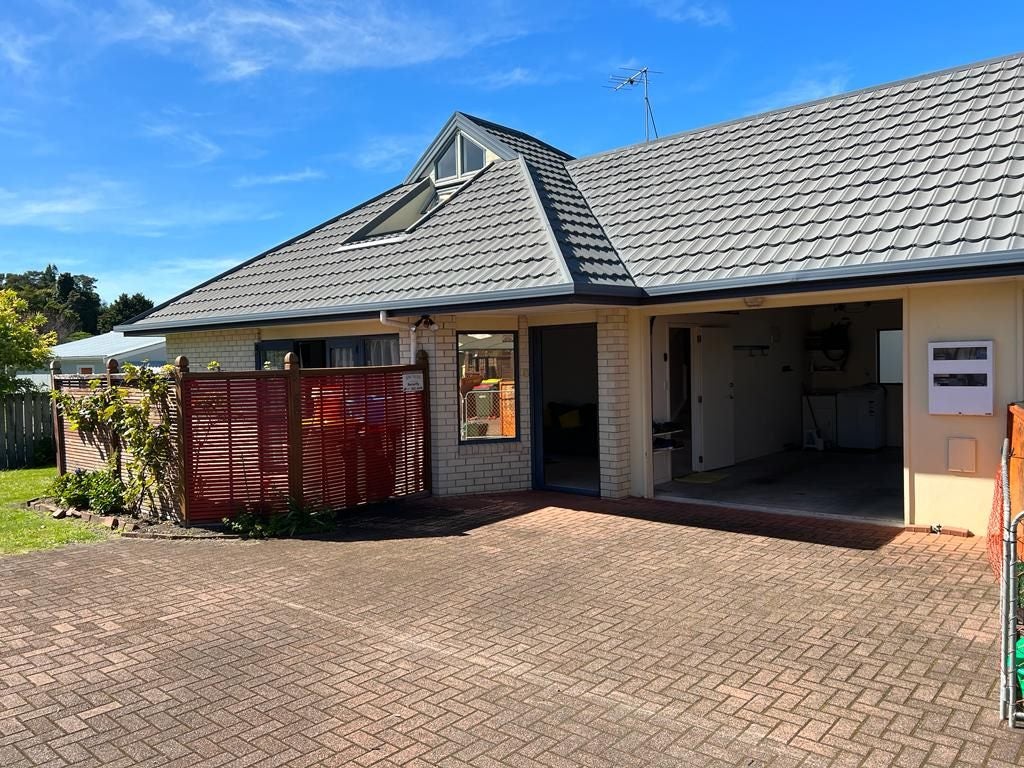 5/66 Kawaha Point Road, Kawaha Point, Rotorua - Carousel 1