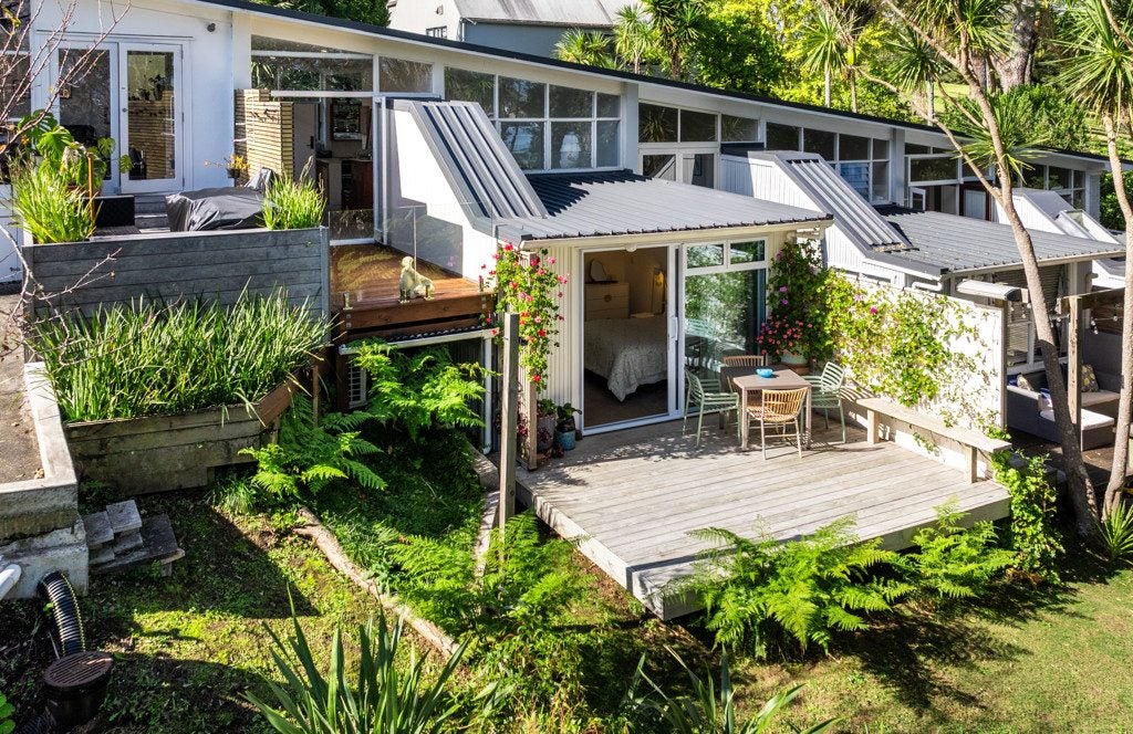 2/26A West End Road, Herne Bay, Auckland - Carousel 1