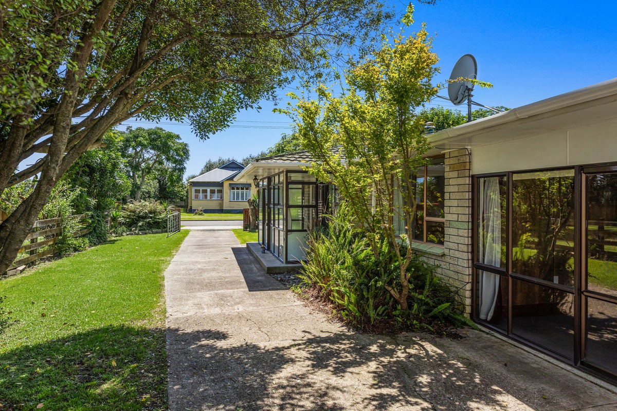 24 Ford Street, Opotiki, Opotiki - Carousel 2
