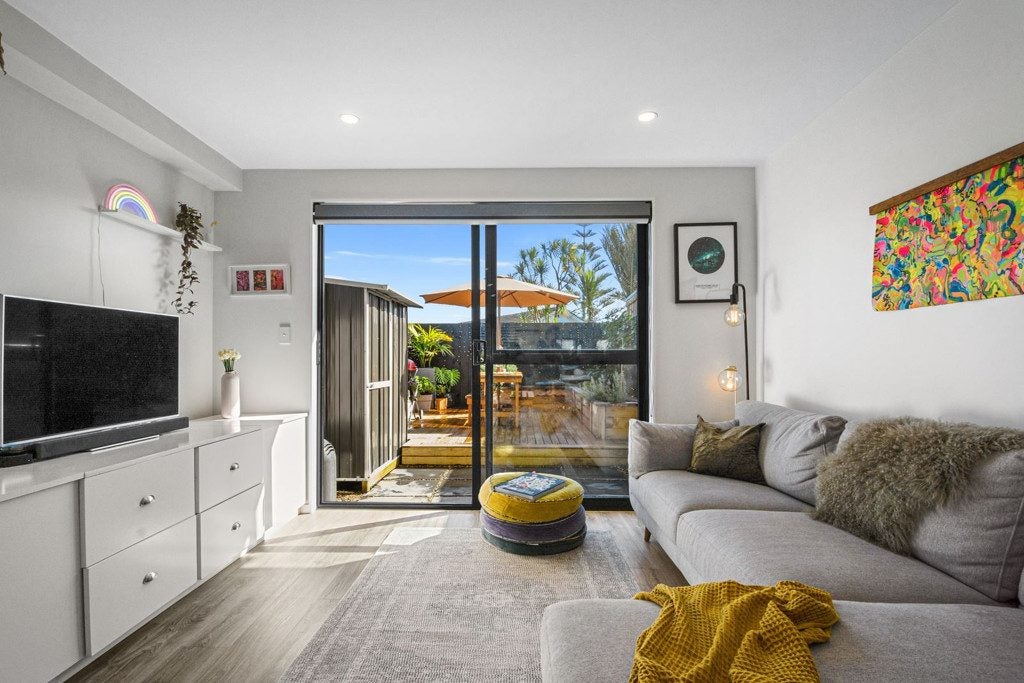 61 Ivy Nola Way, Henderson, Auckland - Carousel 2