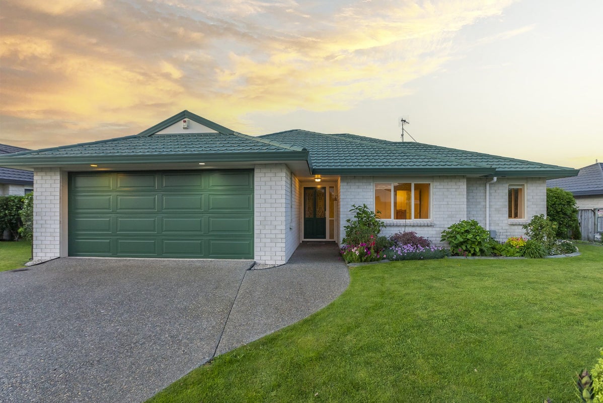 41 Murray Court, Paraparaumu Beach, Paraparaumu - Carousel 1