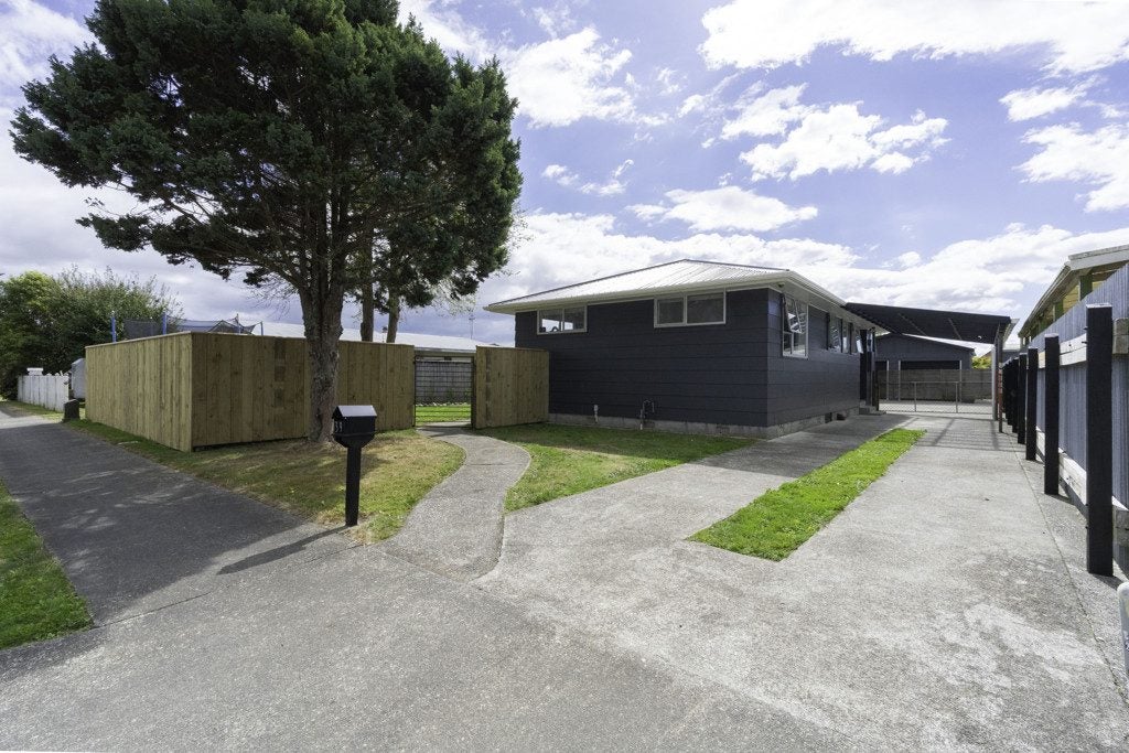 39 Heather Street, Levin, Levin - Carousel 1