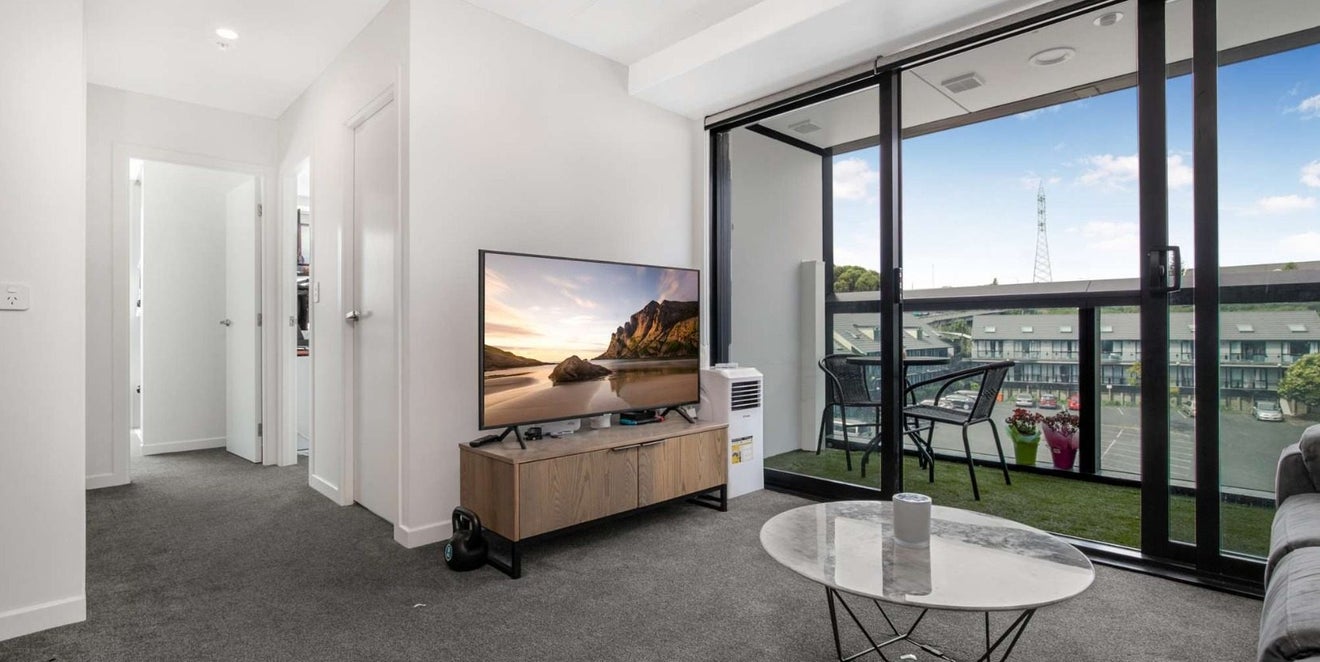 209/8 Lakewood Court, Manukau, Auckland - Carousel 2