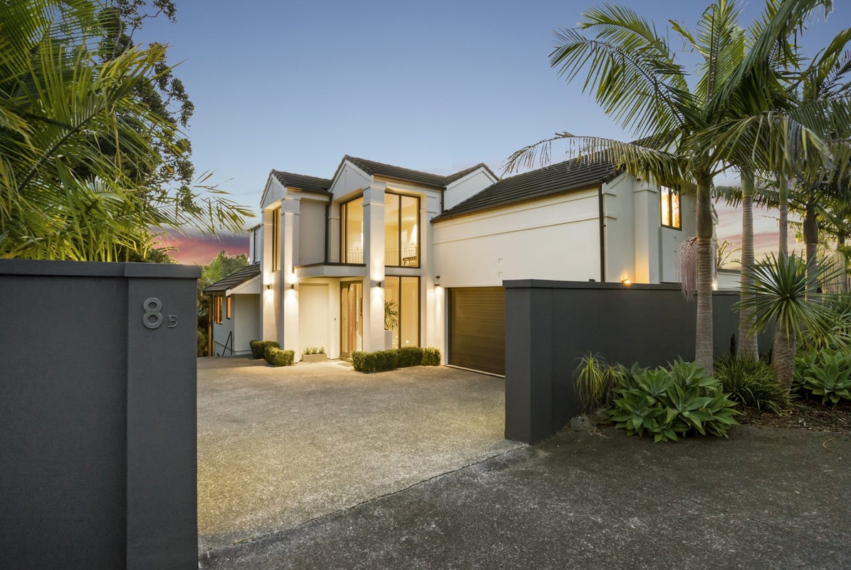 8B Wynsfield Garden, St Heliers, Auckland - Carousel 2
