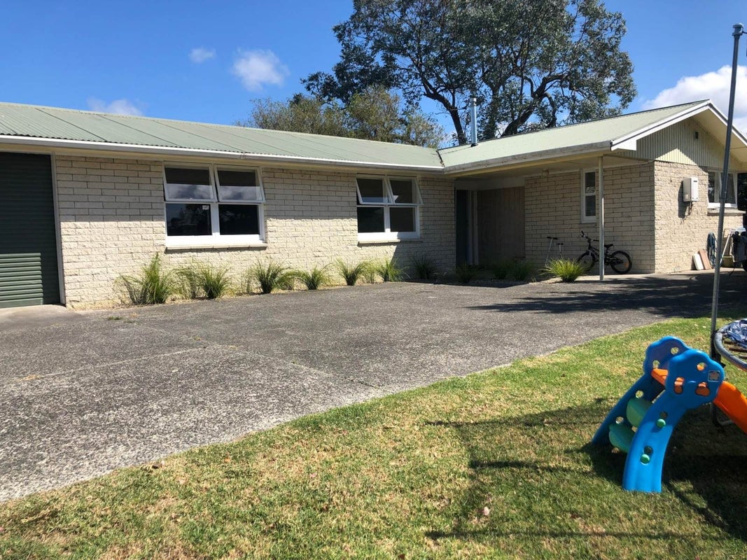 12 Horseshoe Bush Road, Albany - Carousel 2