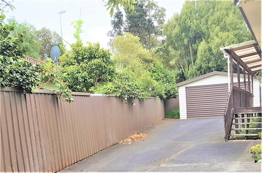 8 Malibu Grove, Bayview, Auckland - Carousel 17